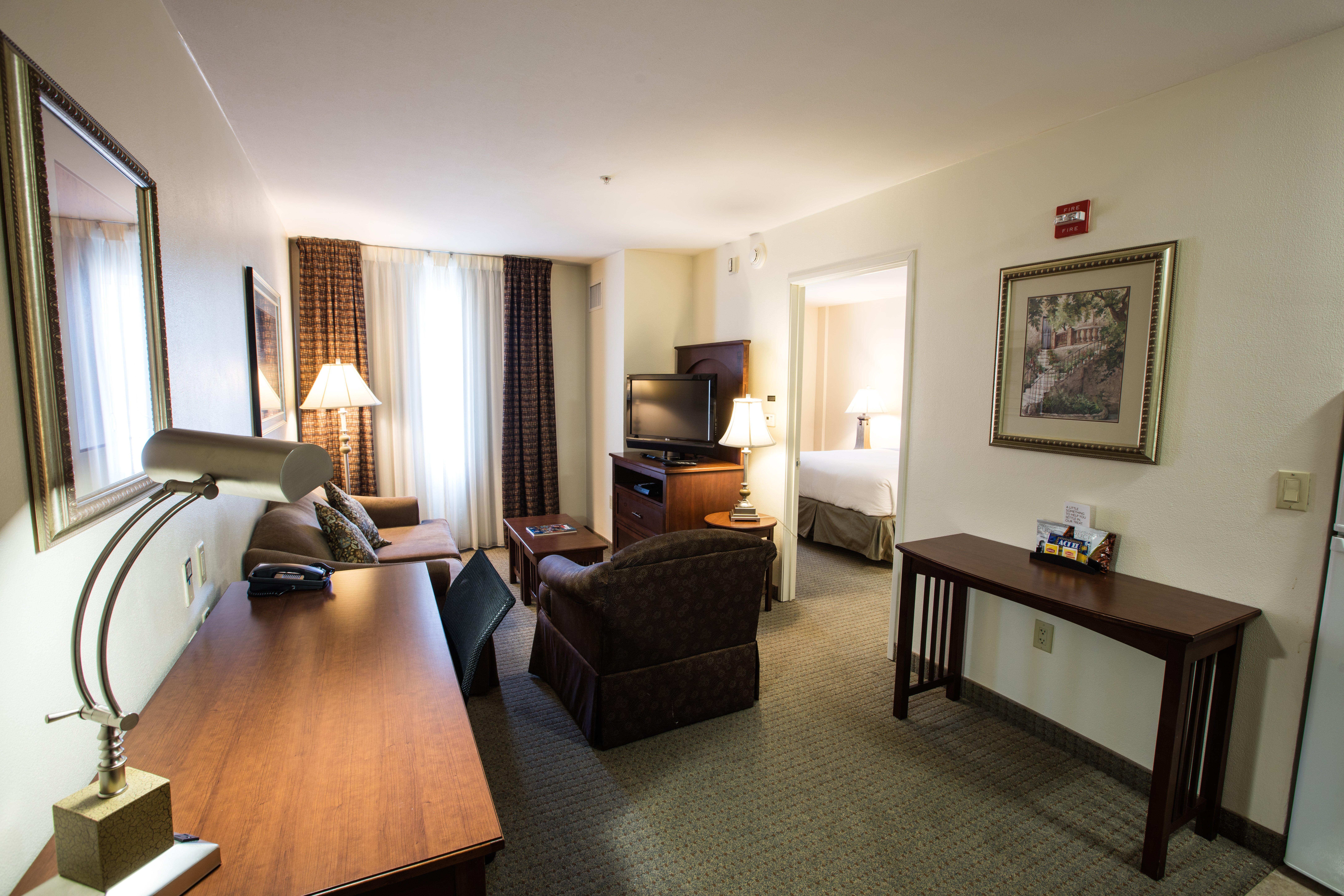 Staybridge Airport By Ihg