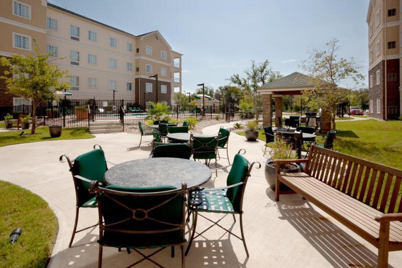 Staybridge Airport By Ihg Hotel Austin